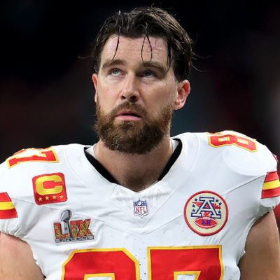 Travis Kelce Felt "Helpless" When Taylor Swift Was Booed at the Super Bowl: "It Broke His Heart"