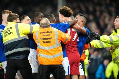 Everton vs Liverpool as it happened: Dramatic Merseyside derby ends in chaos after four red cards