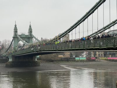 Hammersmith bridge fiasco: Pedestrians had to queue for 30 minutes to cross Thames