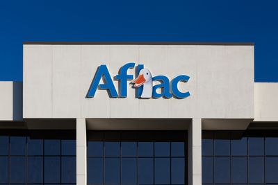 Aflac Stock: Analyst Estimates & Ratings