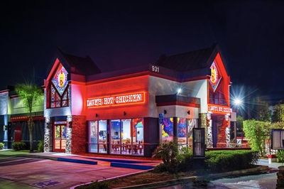 Restaurant Chain Replaced Human Dishwashers With Machines After Minimum Wage Increase