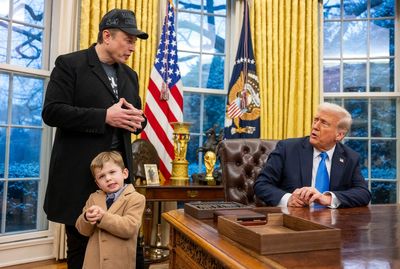 Musk’s son appears to copy father’s hand gesture in surprise Trump Oval Office appearance