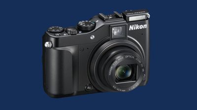 The retro Nikon Coolpix P7000 deserves a comeback every bit as much as the new superzoom P1100