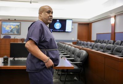 Suspect in Tupac Shakur killing is a no-show at a Nevada hearing on trial readiness