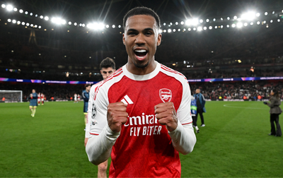 Who are the commentators and pundits on Amazon Prime for Arsenal vs Atletico Madrid?