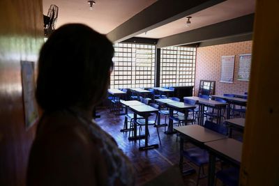 Intense heatwave in southern Brazil forces schools to suspend return