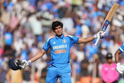 Shubman Gill hits hundred as India amass 356 in third ODI against England