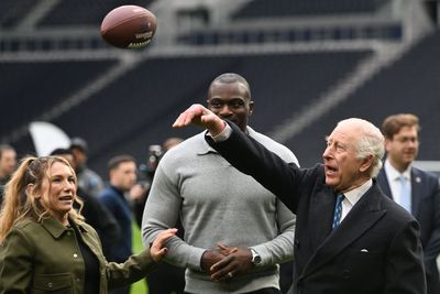 King shows off his passing skills as he visits home of Tottenham Hotspur