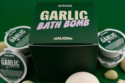 Some people are obsessed with Papa John's buttery garlic dipping sauce, so the chain is introducing a limited-edition bath bomb based on the condiment