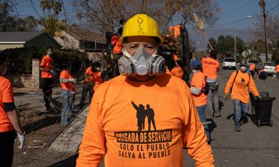 Undocumented Workers Prepare to Clean Up L.A.’s Fires Amid ICE Raids