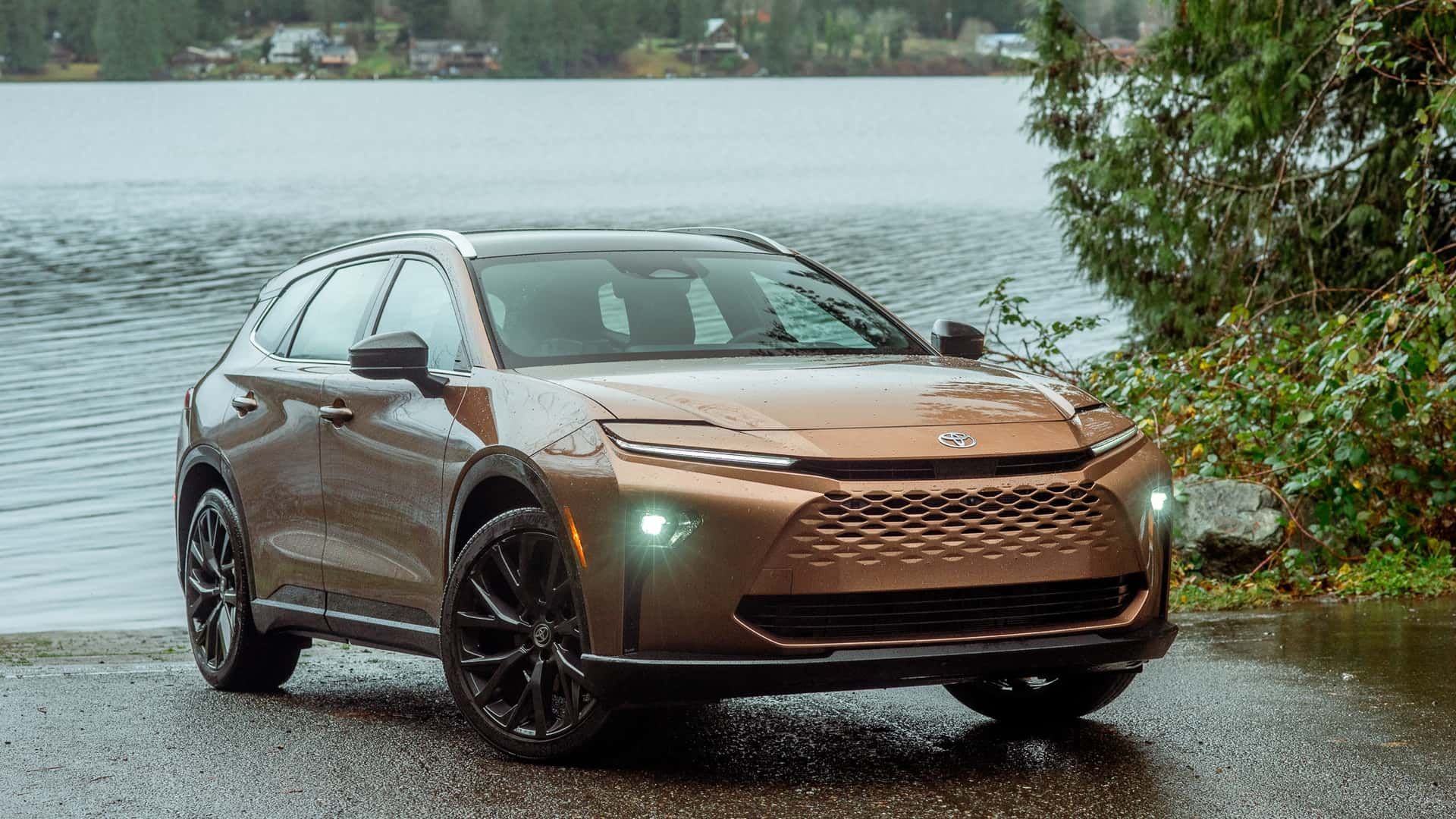 2025-toyota-crown-signia-