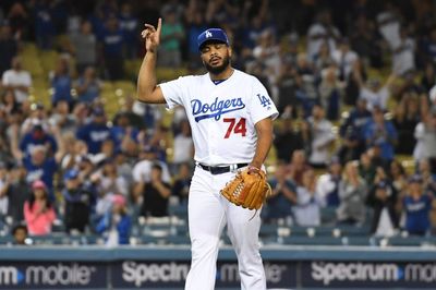 Angels sign closer Kenley Jansen