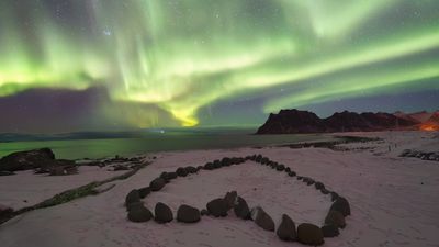 Valentine's Day Aurora Alert: Geomagnetic storm could bring northern lights as far south as Michigan and Maine tonight and tomorrow