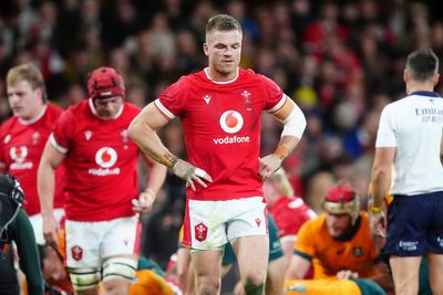 Wales call up Gareth Anscombe and Max Llewellyn as key coach departs after Warren Gatland exit