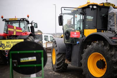 People face choice between NHS or farmers’ tax breaks, says PM after protest