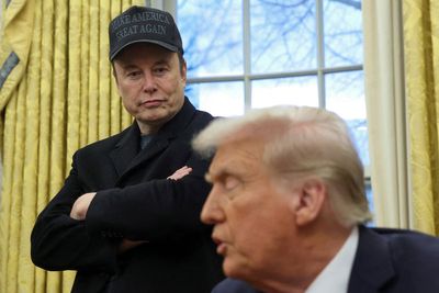 Musk agrees to pay Trump $10m to settle lawsuit over his Twitter ban in wake of January 6 riot