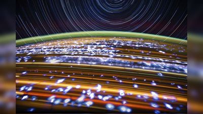 NASA astronaut Don Pettit and National Geographic astrophotographer Babak Tafreshi compare stunning star trail photographs