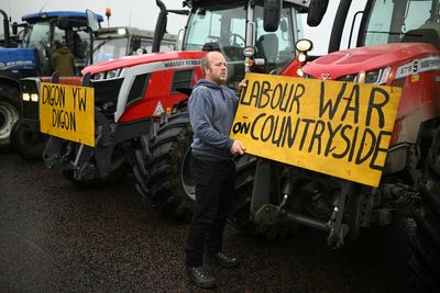 Labour could tighten shotgun rules in move stoking farmer row