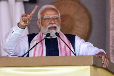 Indian PM Modi Aims To 'Make India Great Again'