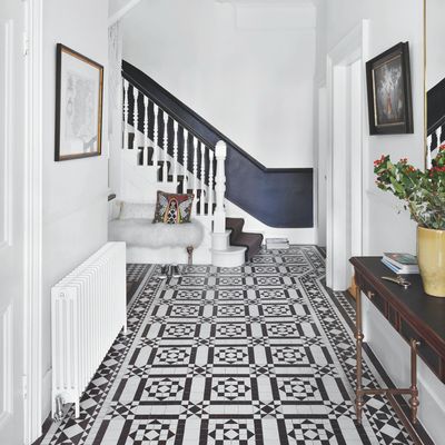 How to remove a radiator — transform the way you decorate a room in 5 simple steps, without having to call out a plumber