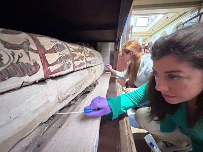 Researchers sniffed ancient Egyptian mummies, for science. Here’s what they smell like