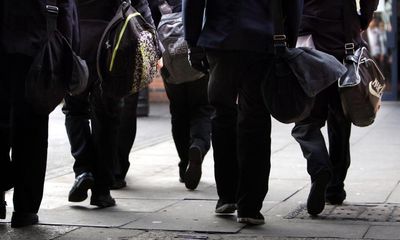 Most academy leaders in England say new bill will not affect school management