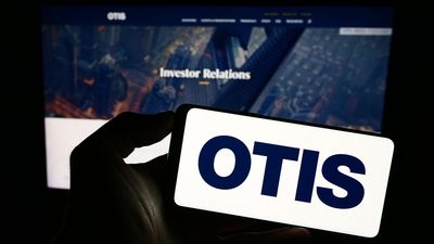 What Are Wall Street Analysts' Target Price for Otis Worldwide Stock?