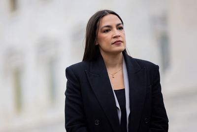 AOC mocks threat from Trump border czar