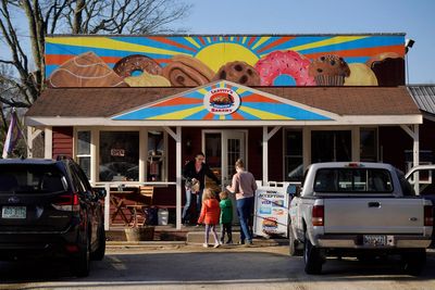 Bakery owner in New England says he was offended over town's decision against pastry painting