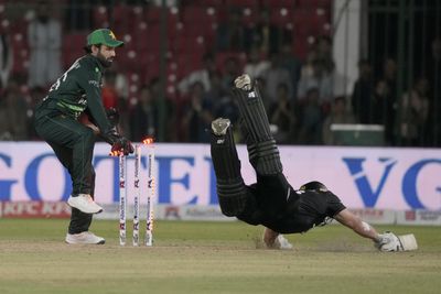 Champions Trophy: Pakistan lose to New Zealand in warm-up series decider