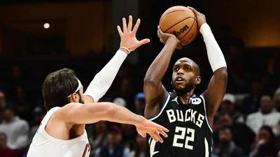 Khris Middleton Pens Profound Message to Milwaukee After 12 Seasons, Title With Bucks