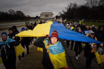 Trump threats to revoke status unsettle Ohio’s Ukrainians: ‘The stress is real’