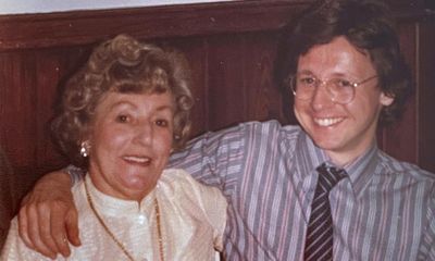 British professor makes ‘thrilling’ breakthrough for cancer that killed his mother
