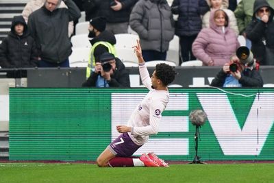 Kevin Schade’s early goal hands Brentford victory at West Ham