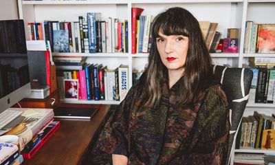 Base Notes by Adelle Stripe review – a reckless daughter’s aromatic youth