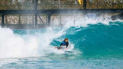 Aussie Picklum pipped in Abu Dhabi surfing final