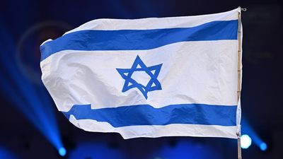 Late Nickel Queen's riches to fight anti-Semitism