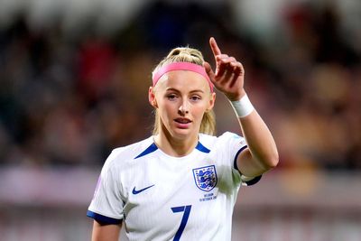 England draft in Chloe Kelly after Beth Mead’s injury