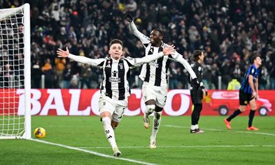 Randal Kolo Muani serves up treat for Juve to leave Serie A race wide open