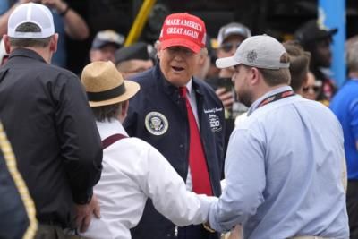 Trump Attends Daytona 500, Touts Unifying Spirit And Golden Age