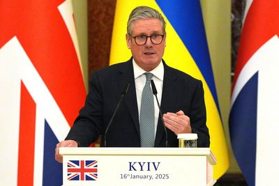 UK should be cautious after change in US policy over Ukraine, think tank says