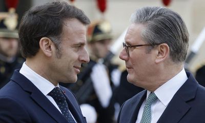 ‘Allo ‘Allo! Europe’s leaders get together dans Paris for emergency sommet