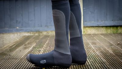 Spatz Pro Stealth overshoe review: Ultimate overshoe protection