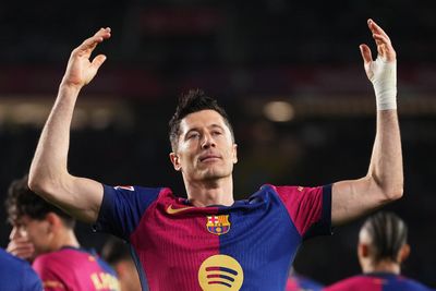 Barcelona top LaLiga as Lewandowski penalty seals Rayo Vallecano win