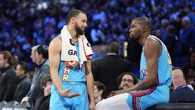 Kevin Durant Breaks Down Why It's So Easy to Play With Steph Curry