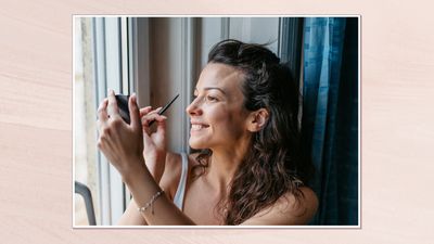 What is tightlining? How to master the technique, according to two makeup artists