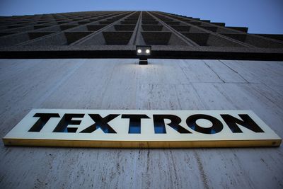 Are Wall Street Analysts Predicting Textron Stock Will Climb or Sink?