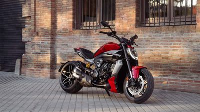 Ducati New XDiavel V4 Pushes It That Much Closer to a Harley