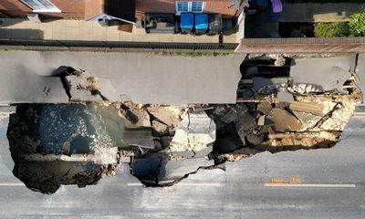 ‘We’re just terrified’: People evacuate homes after sinkhole appears on Surrey high street