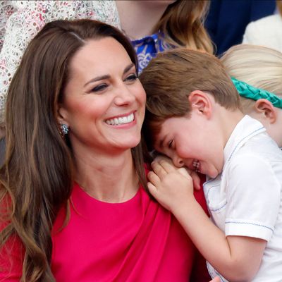 Prince Louis Included a Sweet Tribute to Mom Princess Kate in Adorable New Portrait